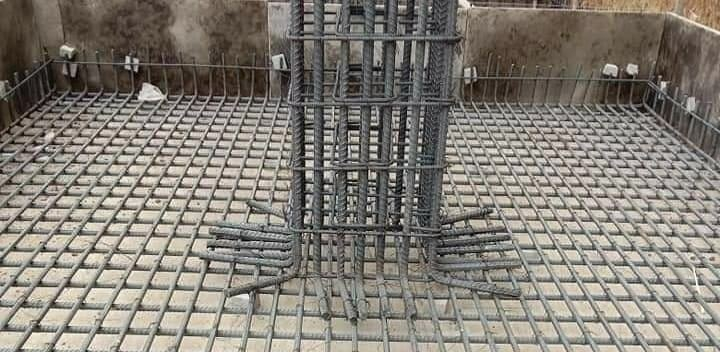 مقارنة بين السور الخرساني وسور البلوك – أيهما أنسب لمشروعك؟