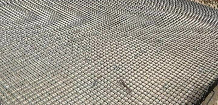 تكلفة بناء سور خرساني في السعودية 2025: الأسعار والعوامل المؤثرة